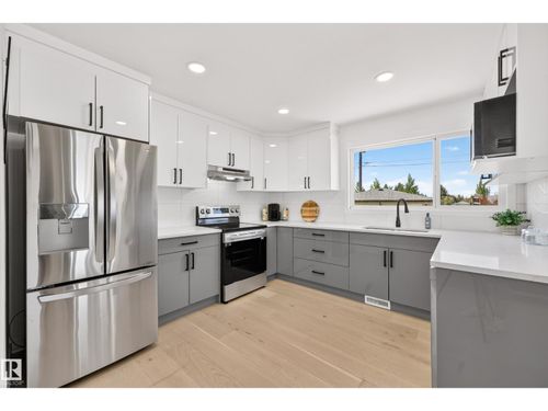 6011 93a Ave Nw, Edmonton, AB, T6B0X1 | Card Image