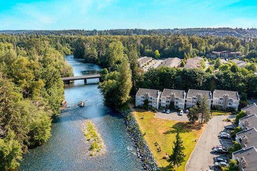 215-205 1st St, Courtenay, BC, V9N1A5 | Card Image