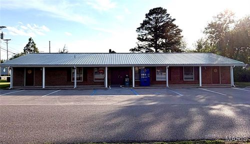 411 Scottsdale Dr, Sullivan, MO, 63080-1307 | Card Image