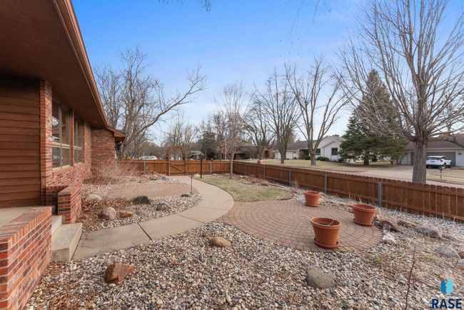 504 E Plum Creek Rd, House other with 4 bedrooms, 5 bathrooms and null parking in Sioux Falls SD | Image 46