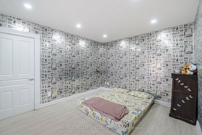 521 Guelph St, Home with 5 bedrooms, 5 bathrooms and 13 parking in Norval ON | Image 26