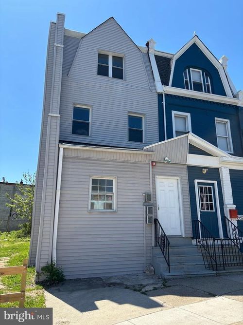 4550 Wayne Ave, PHILADELPHIA, PA, 19144-3645 | Card Image