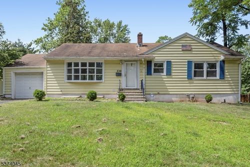 334 Bowden Rd, Cedar Grove, NJ, 07009-1525 | Card Image