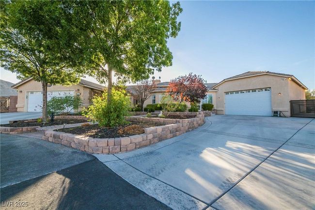 9480 Stange Ave, House other with 4 bedrooms, 3 bathrooms and null parking in Las Vegas NV | Image 5