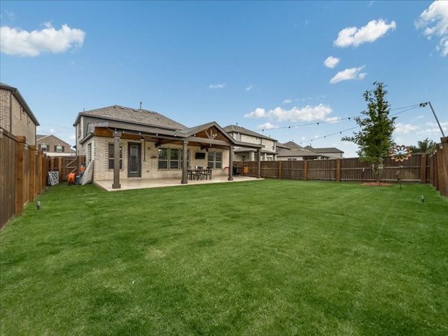 Back of property featuring a patio | Image 17
