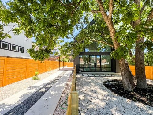 2-2604 Oaklawn Avenue, Austin, TX, 78722 | Card Image