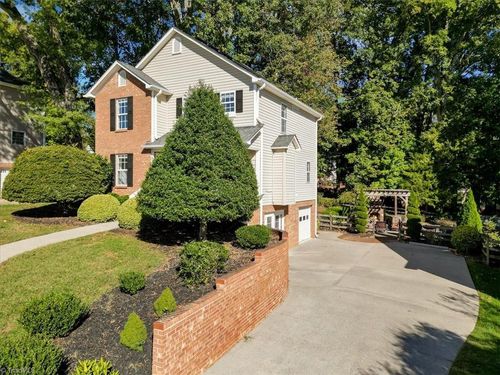 131 Cahill Ct, Winston-Salem, NC, 27127-8839 | Card Image