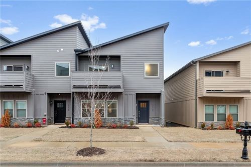 2220 W Million Ln, Fayetteville, AR, 72704-5154 | Card Image