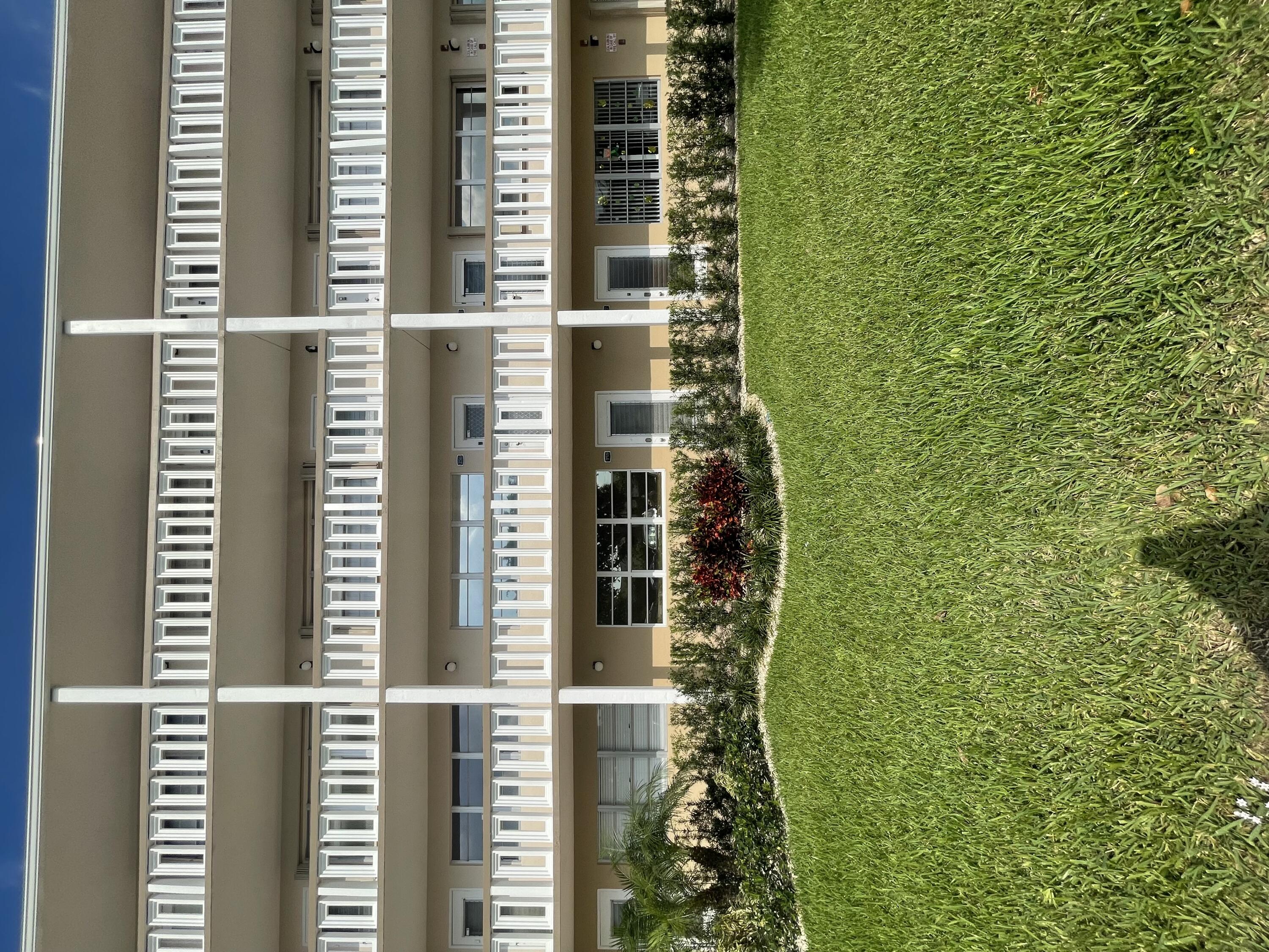 Southampton C , West Palm Beach, FL 33417