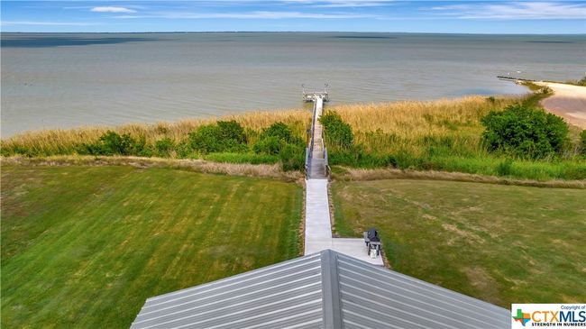 403 Bay St, House other with 4 bedrooms, 3 bathrooms and null parking in Austwell TX | Image 18