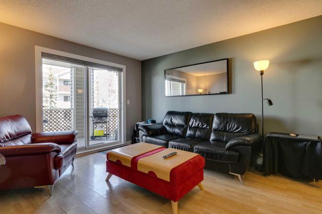 1310 - 17 Country Village Bay Ne, Home with 2 bedrooms, 2 bathrooms and 2 parking in Calgary AB | Image 11
