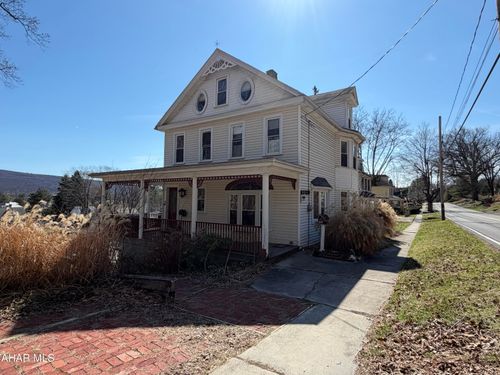 201 Ruskin Dr, Altoona, PA, 16602-2917 | Card Image