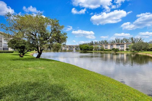l2-1902 Bermuda Cir, Coconut Creek, FL, 33066-2808 | Card Image