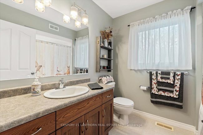 268 Henry St, House other with 3 bedrooms, 3 bathrooms and 4 parking in Stirling ON | Image 14