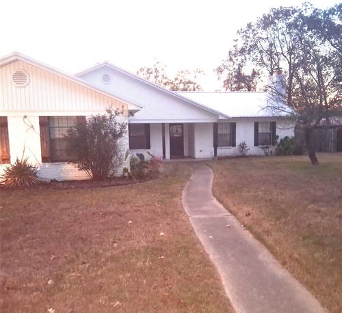 18 Kay Cir, Nash, TX, 75569-3016 | Card Image