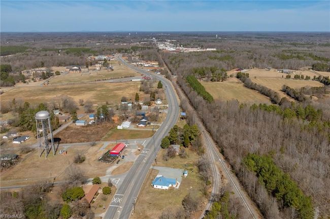 4355 Nc Highway 8, House other with 3 bedrooms, 2 bathrooms and null parking in Lexington NC | Image 44