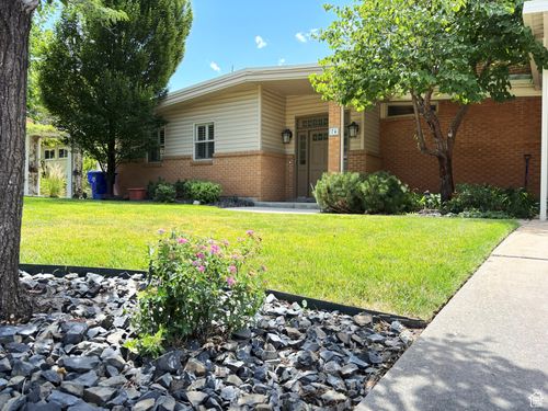 74 Ridgeview Dr, Bountiful, UT, 84010-2926 | Card Image