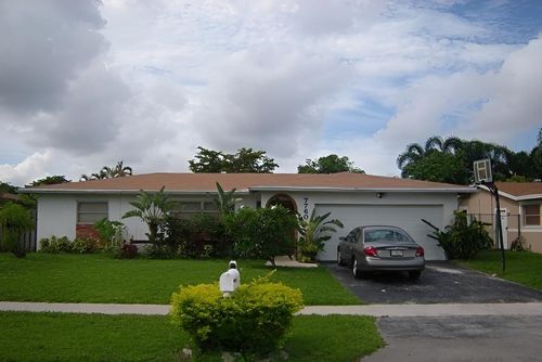 7760 Nw 46th St, Lauderhill, FL, 33351-5712 | Card Image