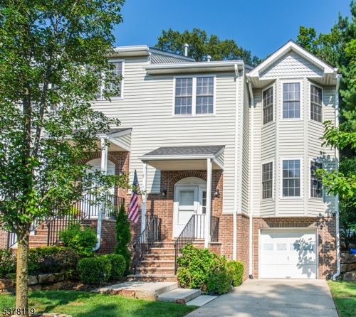 51 Rockcreek Ter, Riverdale, NJ, 07457-1047 | Card Image