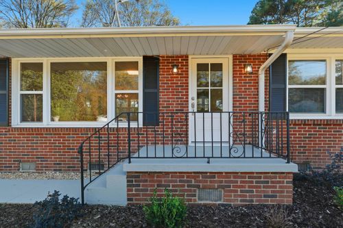 606 Orchard St, Killen, AL, 35645-9050 | Card Image