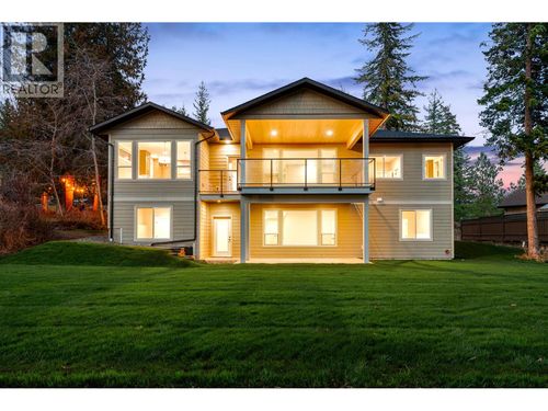 3682 Braelyn Rd, Tappen, BC, V0E2X1 | Card Image