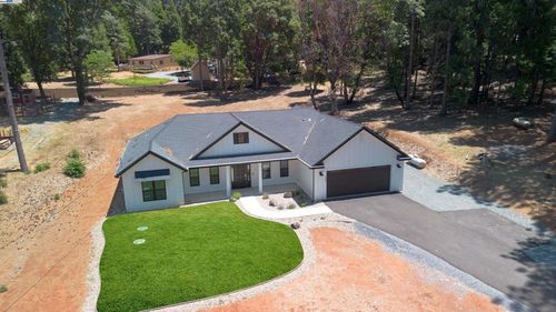 5579 Glen Dr, Foresthill, CA, 95631-9745 | Card Image
