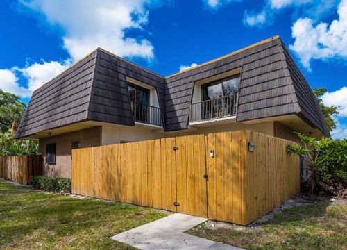 4572 Cherry Rd, West Palm Beach, FL, 33417-5942 | Card Image