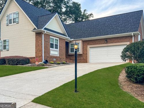 90 Fenwyck Cmns, Fayetteville, GA, 30214-1767 | Card Image