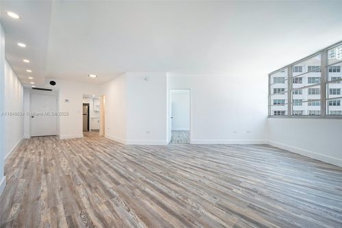 apt-1662-801 Brickell Bay Dr, Miami, FL, 33131-2940 | Card Image