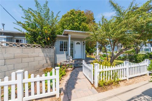 1701 Lake St, Huntington Beach, CA, 92648 | Card Image