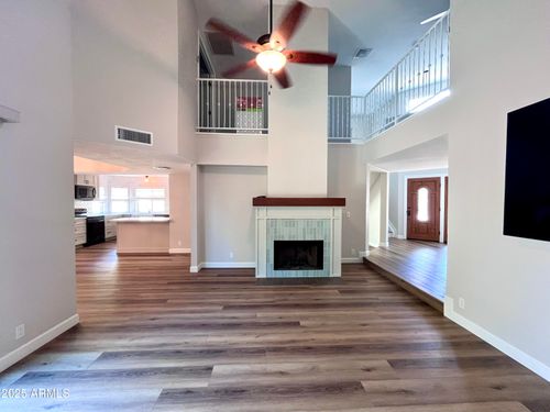 4924 E Hillery Dr, Scottsdale, AZ, 85254-2200 | Card Image