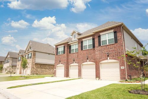 7479 Thunder St, Pearland, TX, 77584-2139 | Card Image