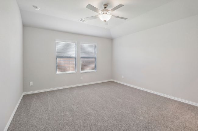 Photo is not of the actual home, but is an inspirational photo of builder’s model home and may depict options, furnishings, and/or decorator features that are not included. | Image 21