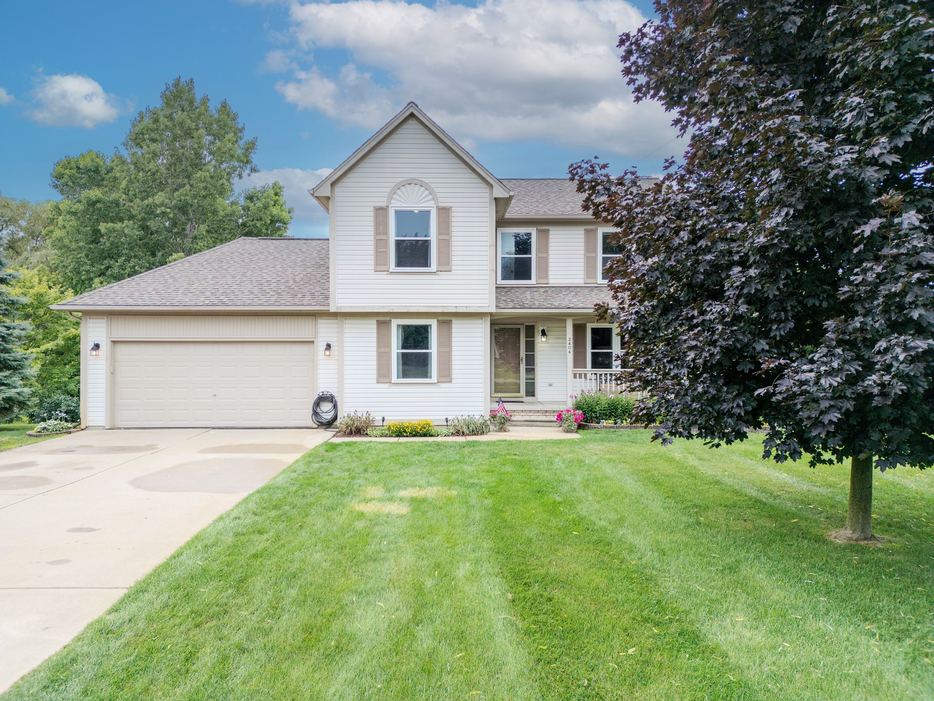 Malena Ln, Oxford, MI 48371
