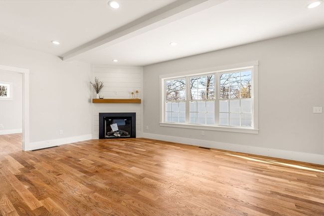 156 Beach Rd, House other with 4 bedrooms, 4 bathrooms and 4 parking in Salisbury MA | Image 13