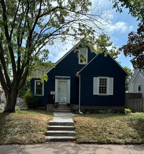 380 Magnolia Avenue E, Saint Paul, MN, 55130 | Card Image