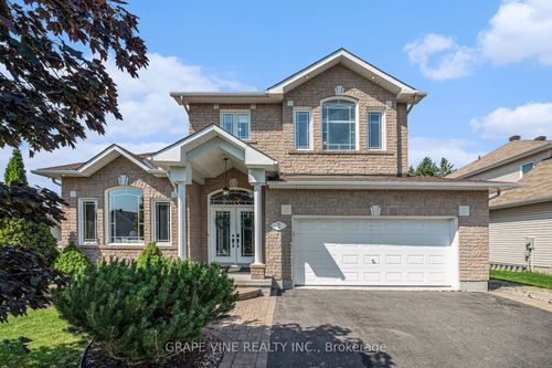 7 Du Boisé St, Embrun, ON, K0A1W0 | Card Image