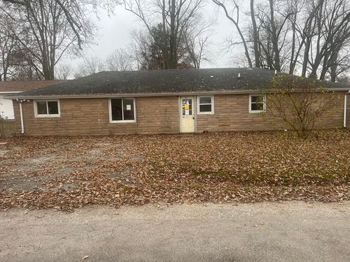 720 E Marion St, Clinton, IL, 61727-1125 | Card Image