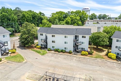 b-301-557 W Glenn Ave, Auburn, AL, 36832-7639 | Card Image