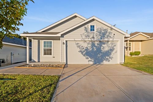 5560 Mcclelland St, Forney, TX, 75126-1838 | Card Image