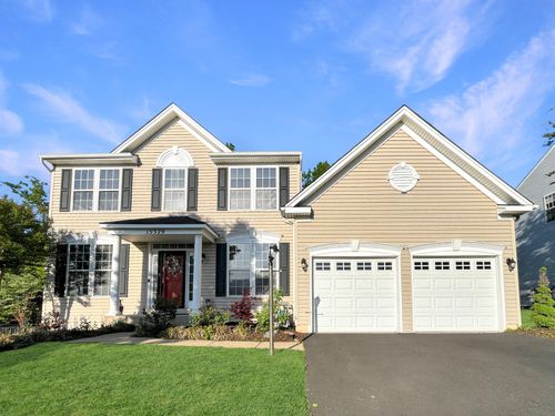 15329 Tina Ln, WOODBRIDGE, VA, 22193-5558 | Card Image