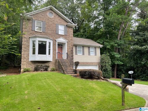2301 Vestbrook Dr, Vestavia, AL, 35243-4530 | Card Image
