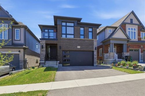 375 Chokecherry Cres, Waterloo, ON, N2V0H1 | Card Image