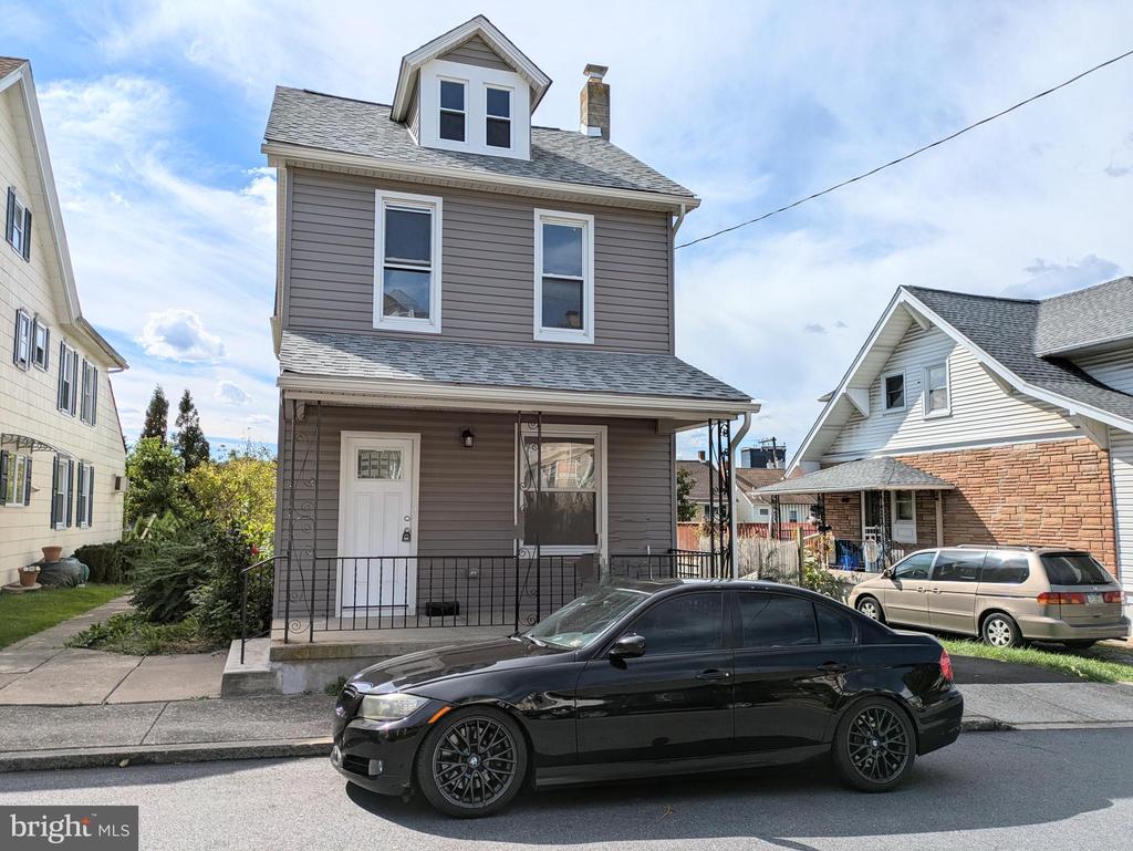 2nd St, Catasauqua, PA 18032
