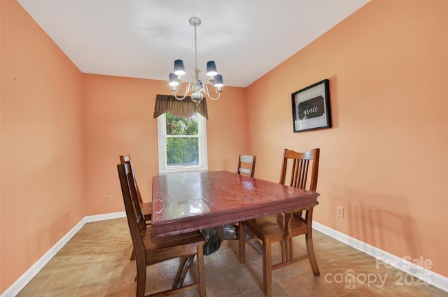 Dining Room | Image 15
