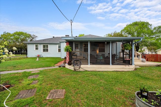 1121 W 3 Rd Ave, House other with 3 bedrooms, 2 bathrooms and null parking in Corsicana TX | Image 31
