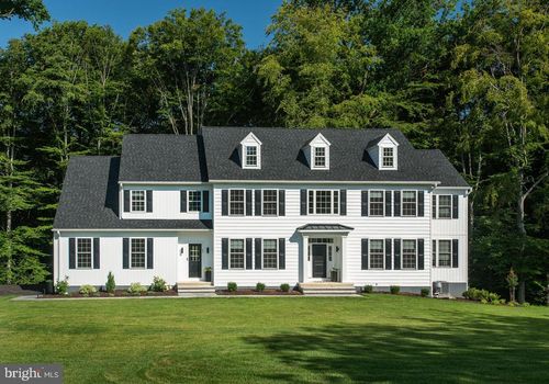 255 Glen Mills Rd, GLEN MILLS, PA, 19342-1744 | Card Image