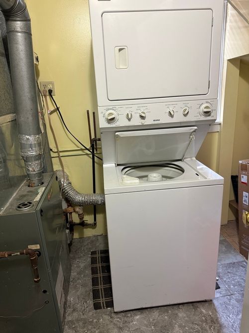 3704 W 58th St, Chicago, IL, 60629-3842 | Card Image