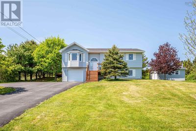 29 Lindforest Crt, House other with 3 bedrooms, 2 bathrooms and null parking in Middle Sackville NS | Image 1