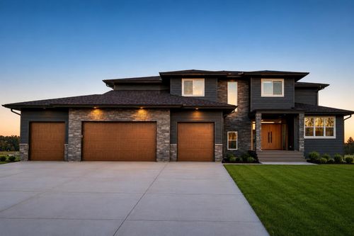 16135 Mankato St Ne, Ham Lake, MN, 55304-7561 | Card Image